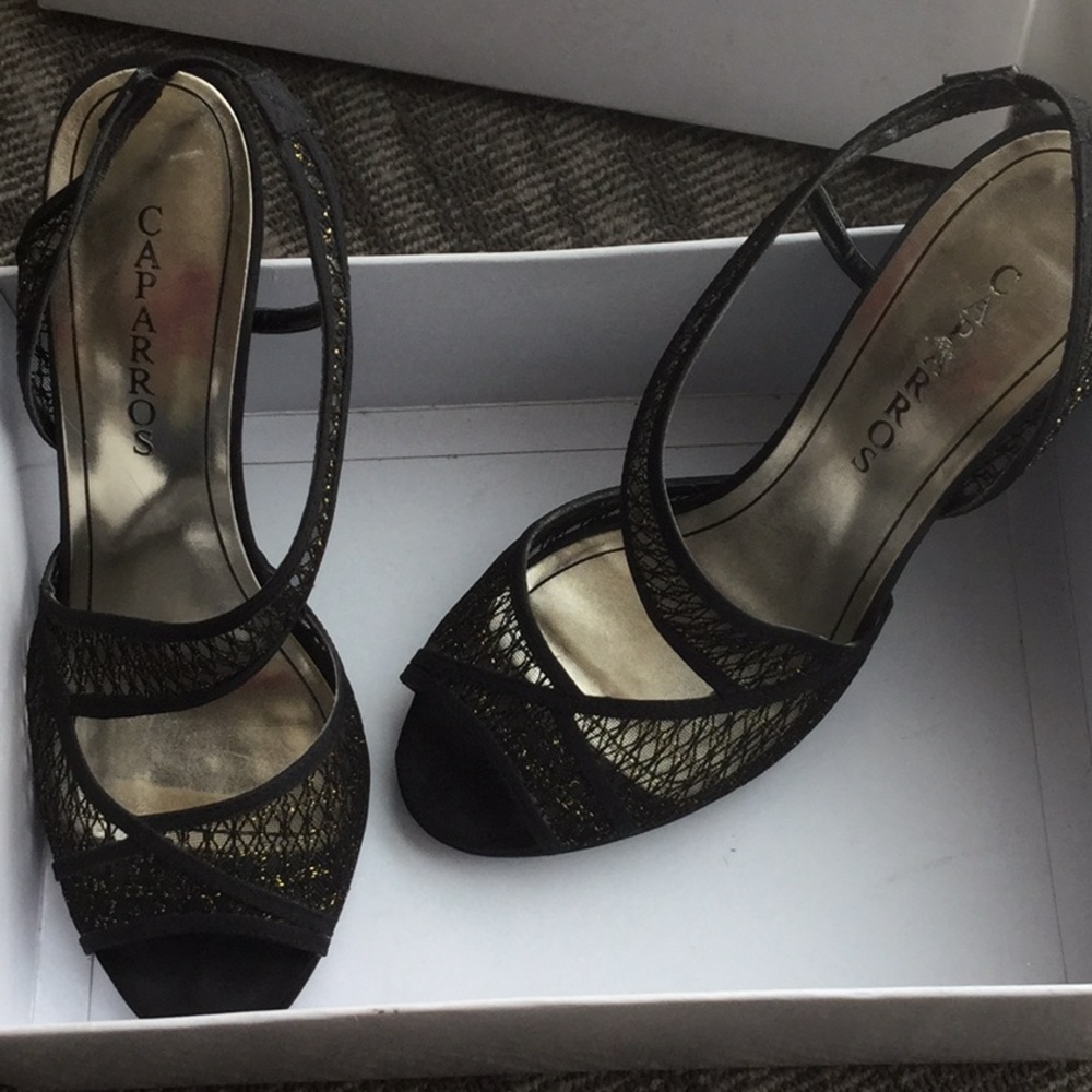 Caparros heels . - Picture 3 of 6